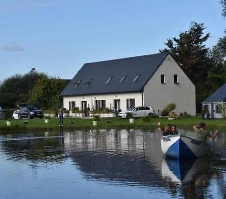 Gasthof L'echo Des 2 Baies Saint-Quentin-en-Tourmont
