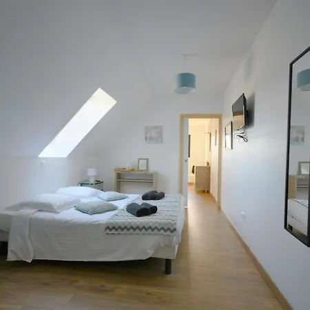 L'echo Des 2 Baies Gasthof Saint-Quentin-en-Tourmont