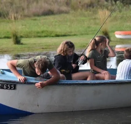 L'echo Des 2 Baies Konukevi Saint-Quentin-en-Tourmont