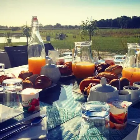 Konukevi L'echo Des 2 Baies Saint-Quentin-en-Tourmont